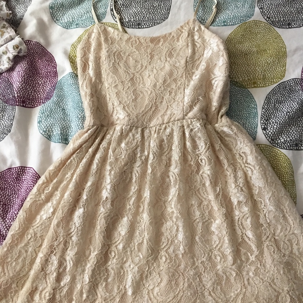 Lace dress